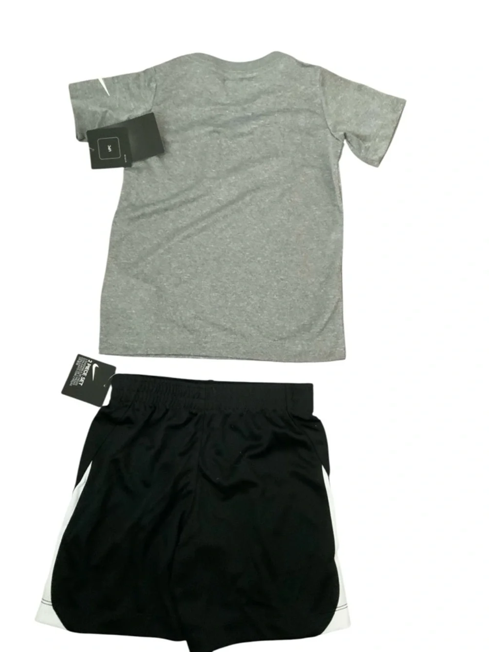 Nike Short Sleeve T-Shirt & Shorts 2 Piece Set Outfit Gray/Black Size 4 Boys NWT - Picture 2 of 5